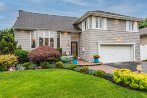  401 Bunker Dr, Oceanside, NY 11572, US Photo 4