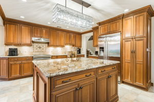  401 Bunker Dr, Oceanside, NY 11572, US Photo 22