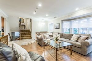  401 Bunker Dr, Oceanside, NY 11572, US Photo 9