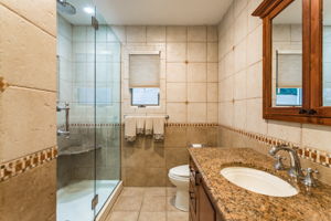  401 Bunker Dr, Oceanside, NY 11572, US Photo 30