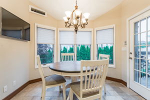  401 Bunker Dr, Oceanside, NY 11572, US Photo 25