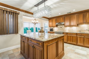  401 Bunker Dr, Oceanside, NY 11572, US Photo 17