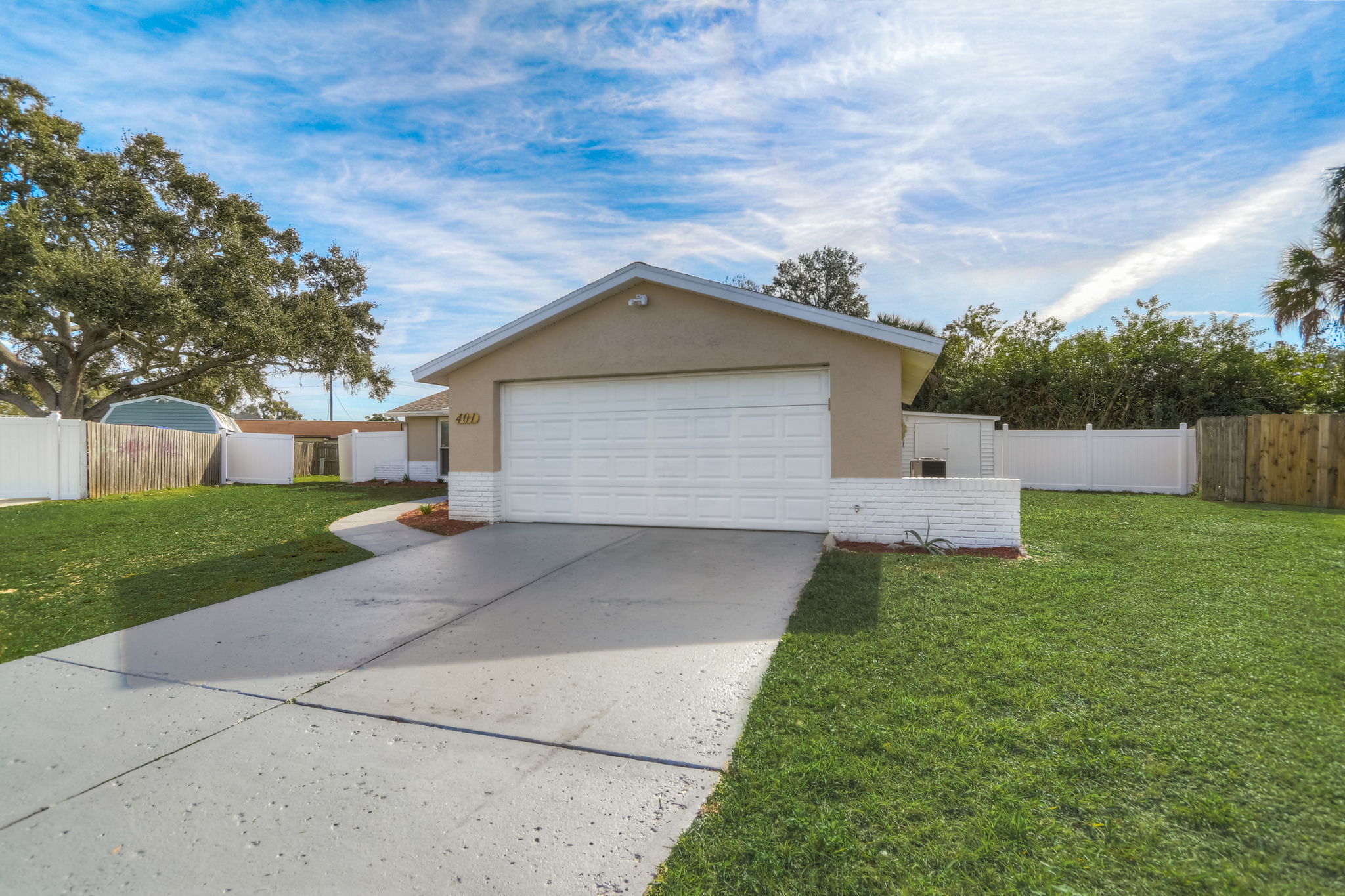 Buttonwood Ct-003