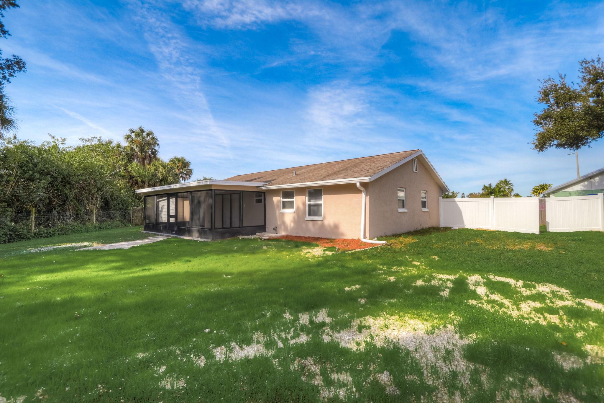 Buttonwood Ct-038