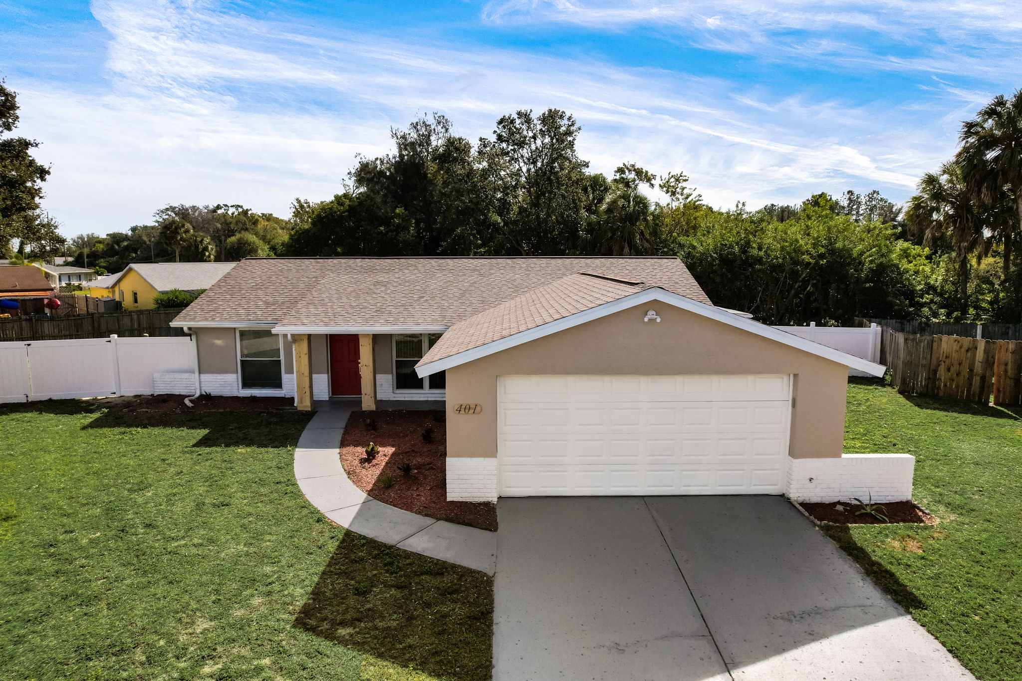 Buttonwood Ct-044