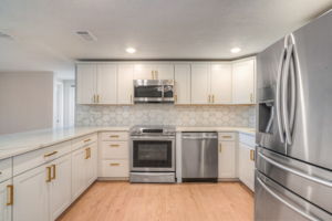 Buttonwood Ct-014