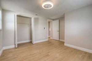 Buttonwood Ct-019