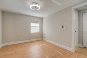 Buttonwood Ct-021