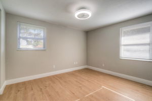 Buttonwood Ct-020