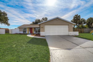 Buttonwood Ct-004