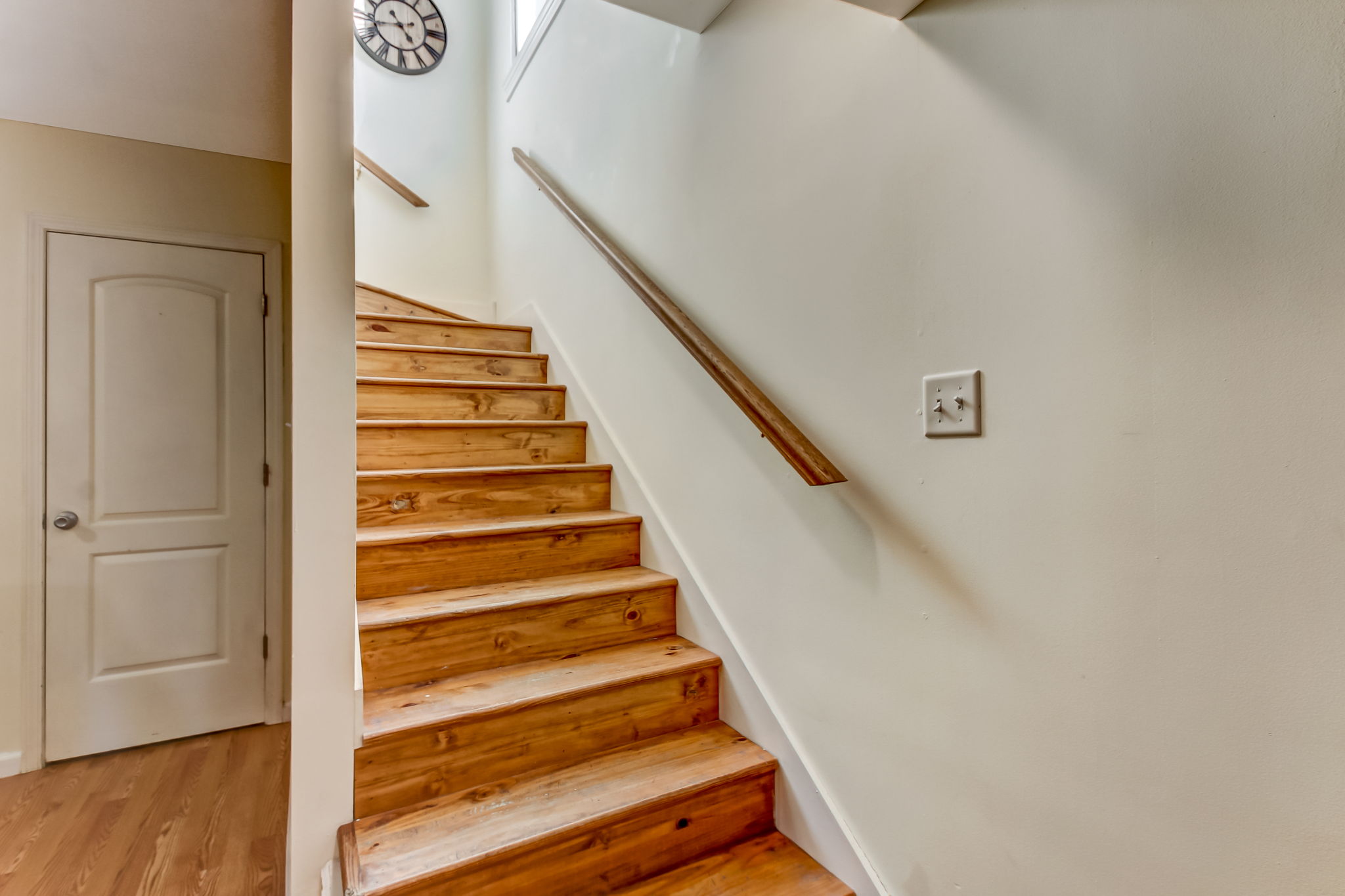 Staircase at 1208 Habersham St (Carriage house)