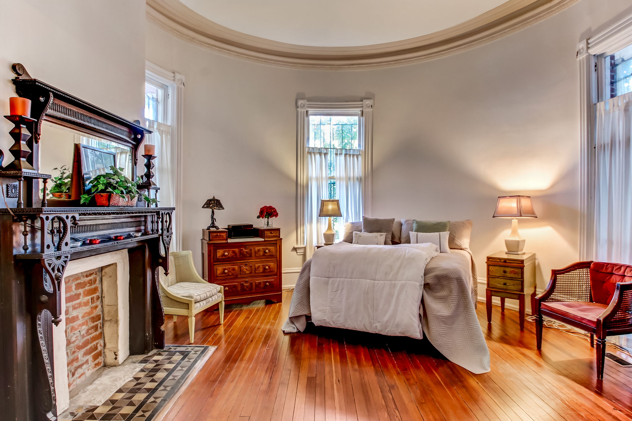 Main House Owner's Suite