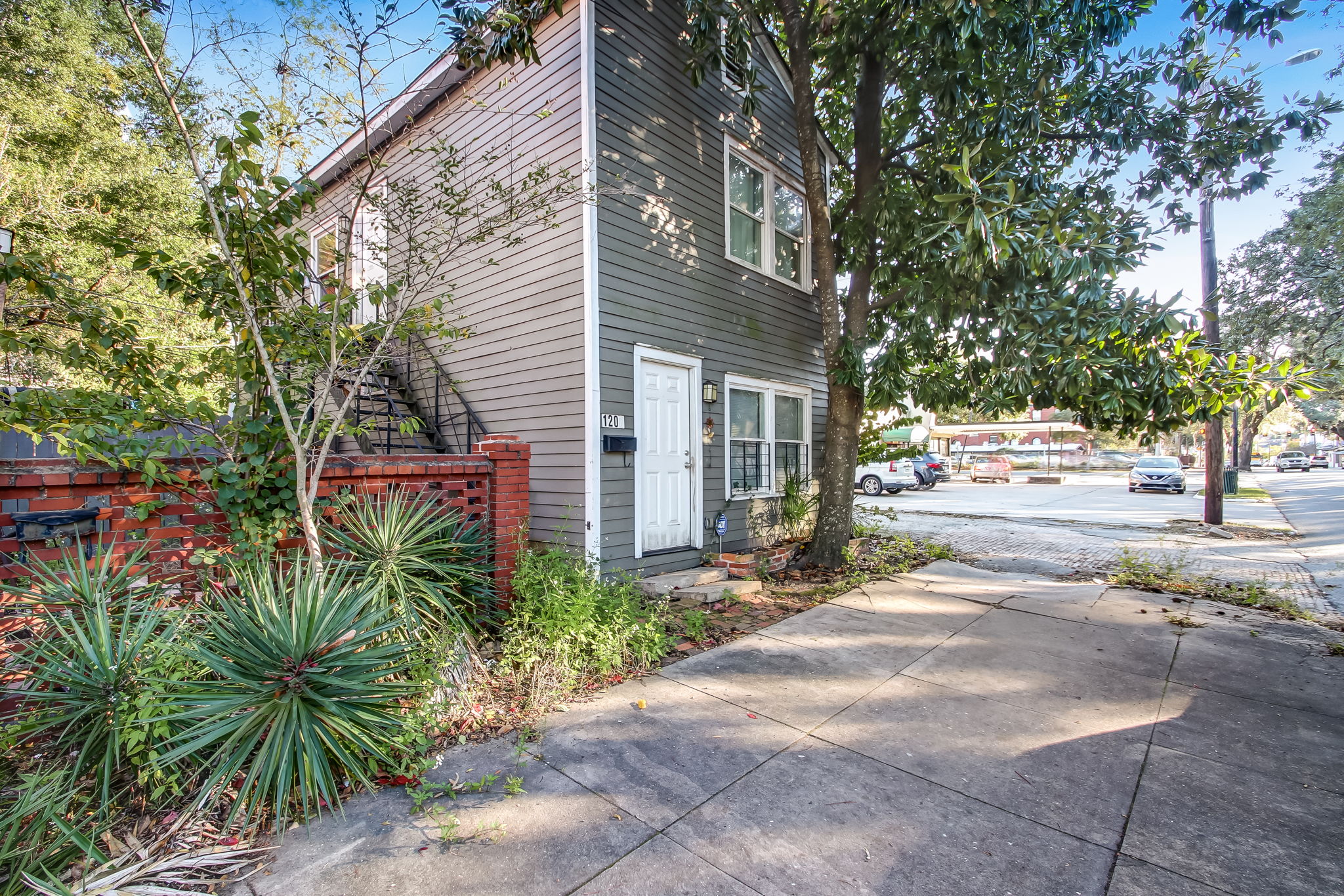 1208 Habersham St (Carriage house)