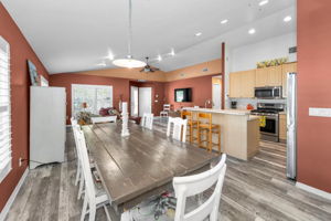 Dining Room3