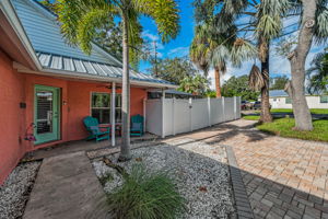 Frontyard4