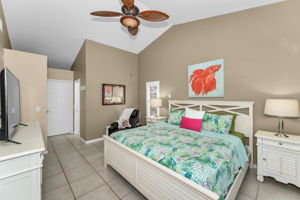 Primary Bedroom1a