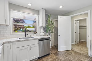 SE 101st Ave-S0707-017.jpg