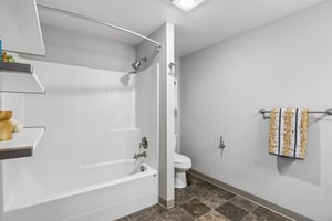 SE 101st Ave-S0707-041.jpg