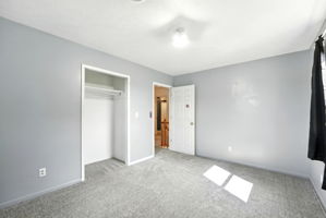  Photo 35