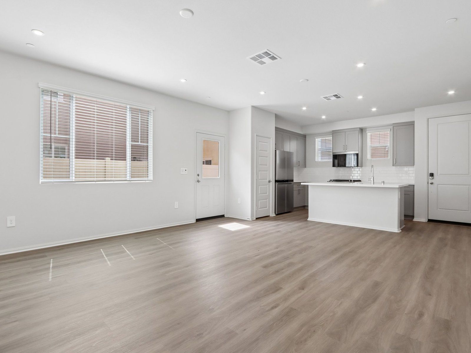 SCA_Prado_Plan2_40112CamposElegantes_Dining_001