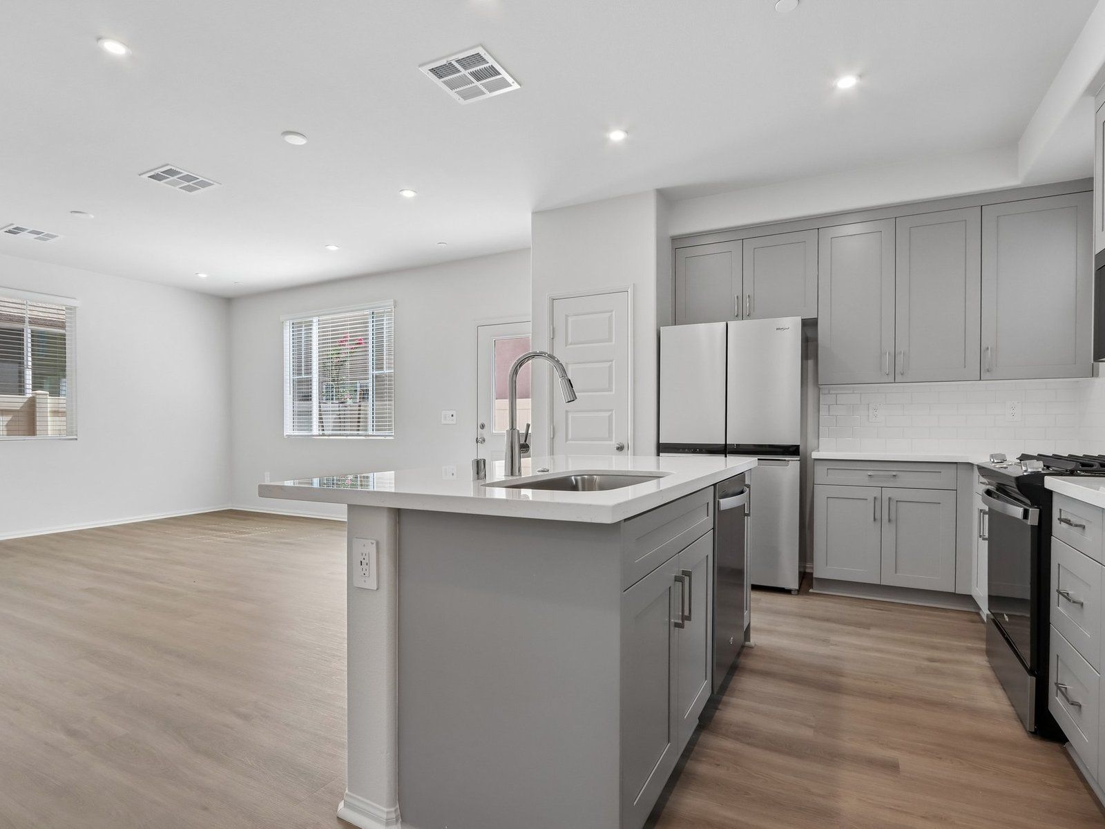 SCA_Prado_Plan2_40112CamposElegantes_Kitchen_001