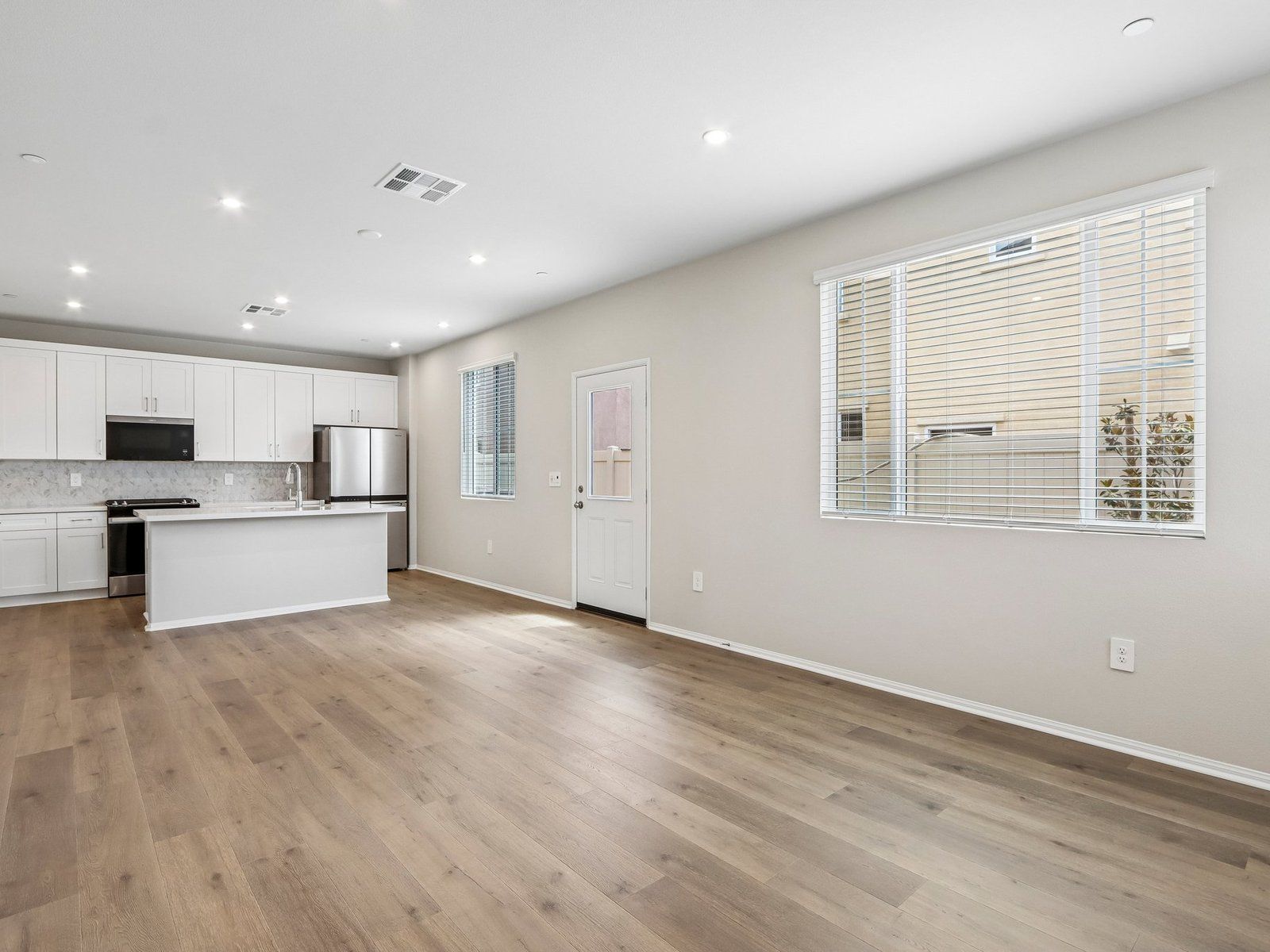 SCA_Prado_Plan4_40118CamposElegantes_Dining_001