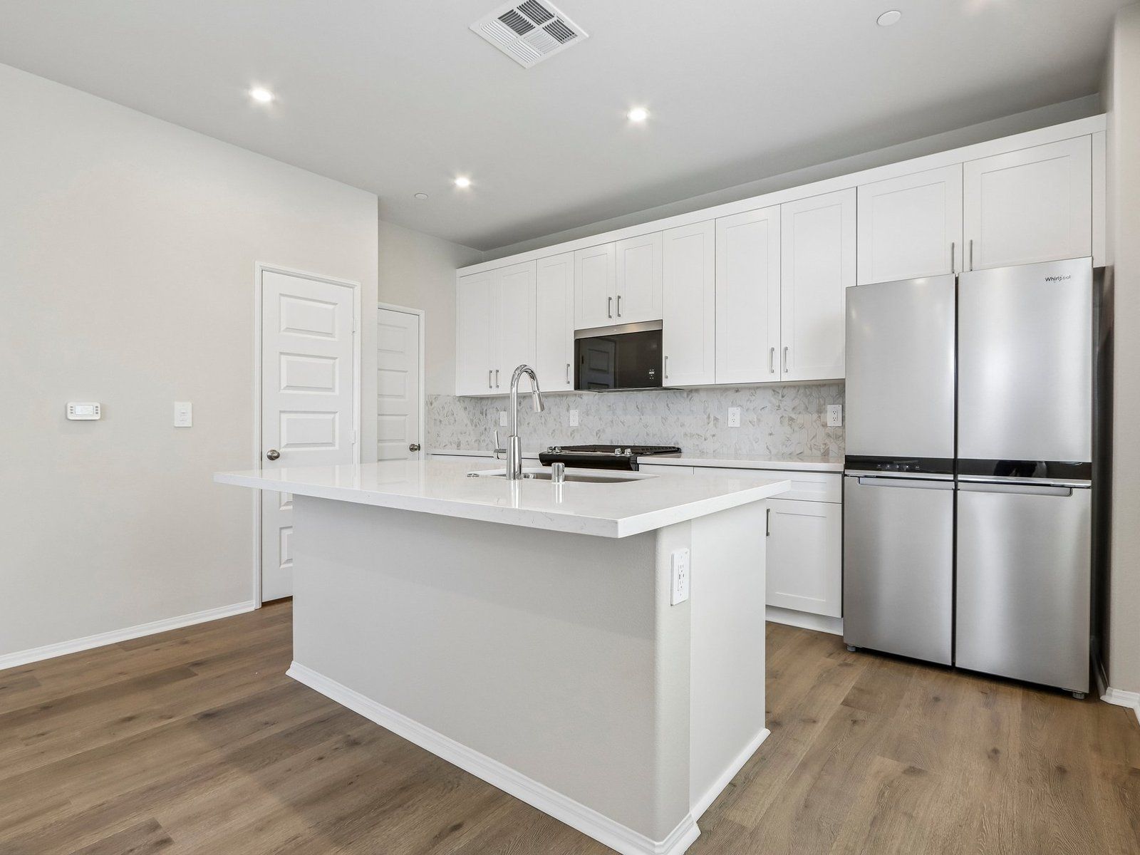 SCA_Prado_Plan4_40118CamposElegantes_Kitchen_003