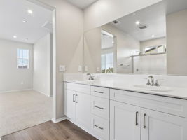 SCA_Prado_Plan4_40118CamposElegantes_PrimaryBathroom_003