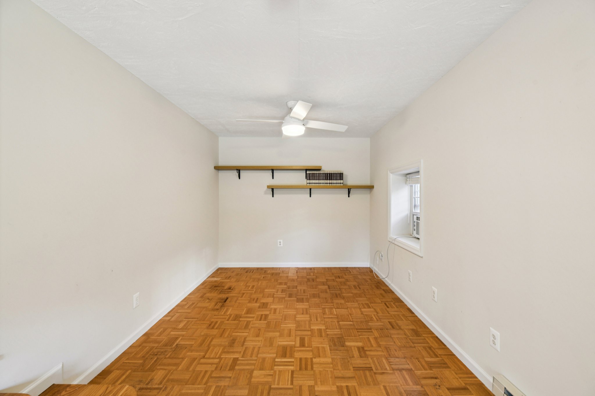 Beechwood Rd-S2410-020.jpg