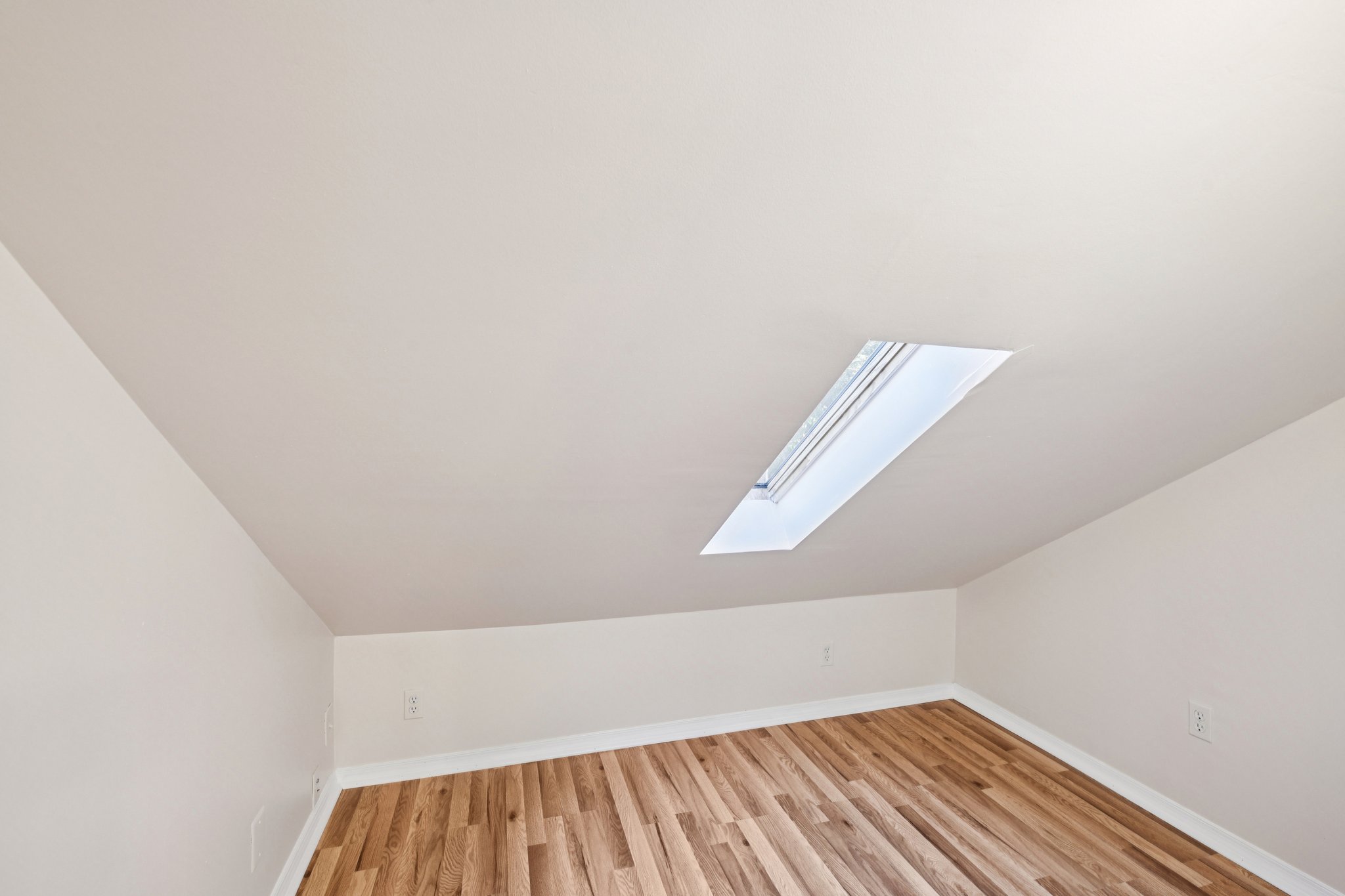 Beechwood Rd-S2410-029.jpg