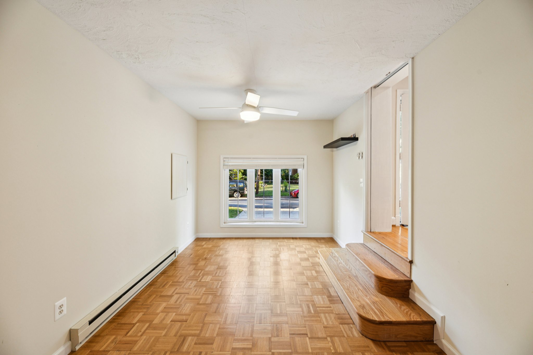 Beechwood Rd-S2410-037.jpg