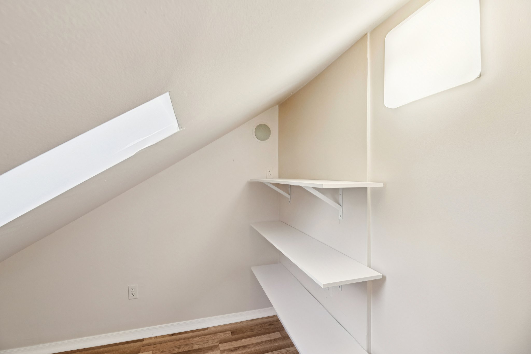 Beechwood Rd-S2410-044.jpg