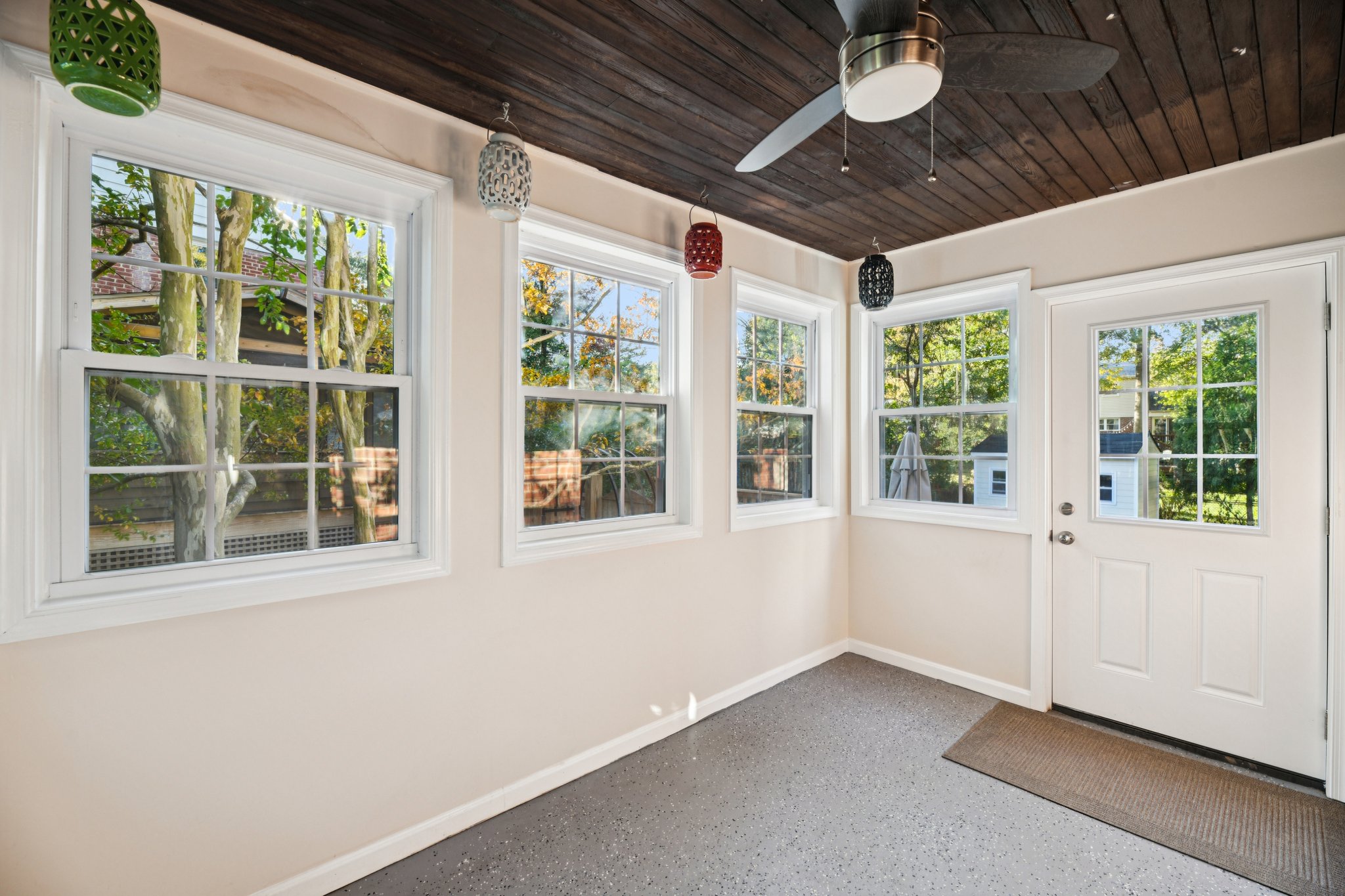 Beechwood Rd-S2410-046.jpg