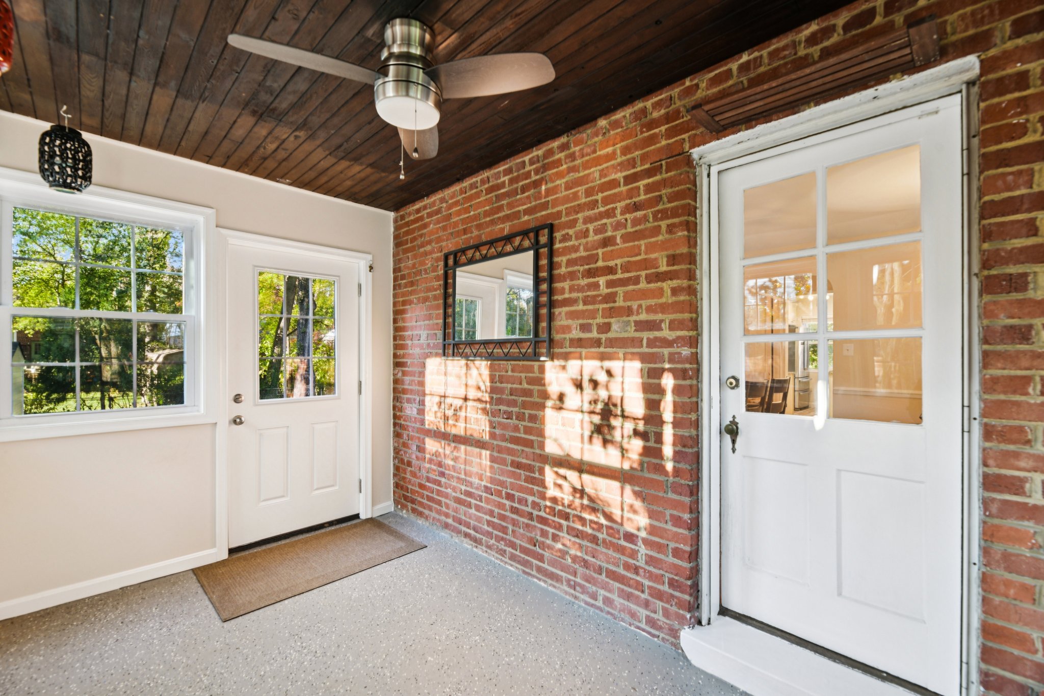 Beechwood Rd-S2410-047.jpg