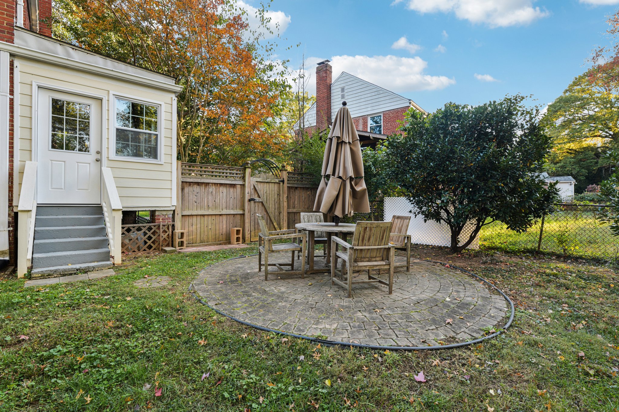 Beechwood Rd-S2410-052.jpg