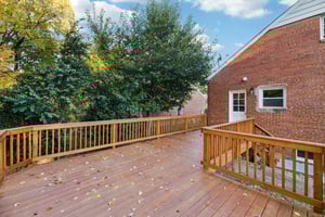 Beechwood Rd-S2410-054.jpg