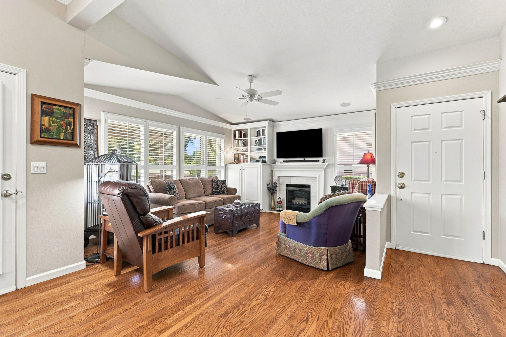 008_F8_4012 Clubhouse Ct