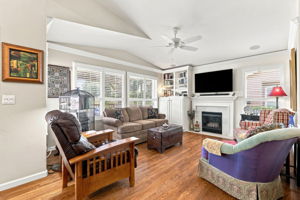 009_F8_4012 Clubhouse Ct