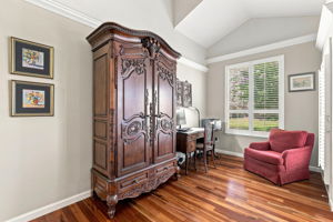021_F8_4012 Clubhouse Ct
