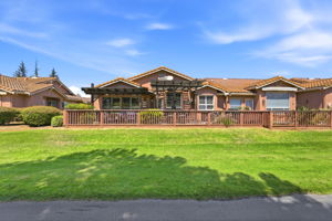 038_F8_4012 Clubhouse Ct