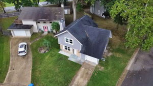  Photo 40
