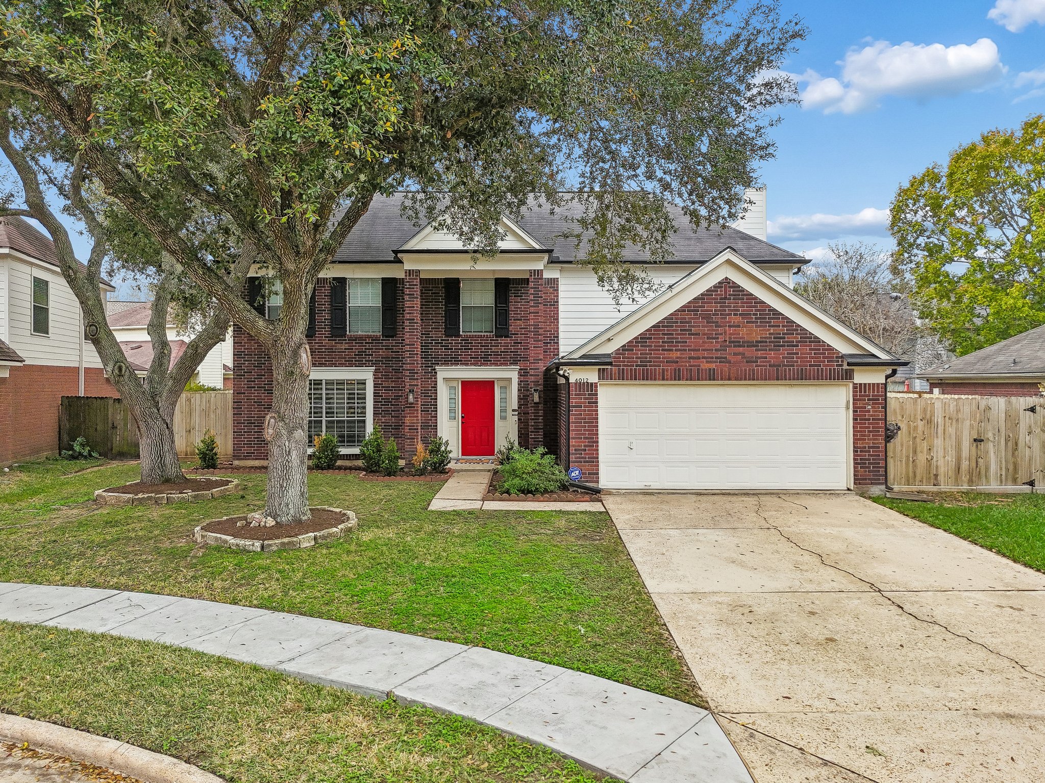 4012 Hazelwood Dr, Pearland, TX 77584-001.jpg