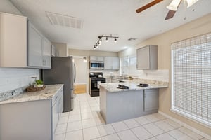 4012 Hazelwood Dr, Pearland, TX 77584-008.jpg