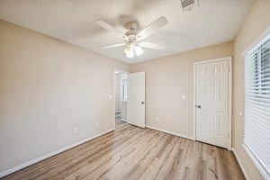 4012 Hazelwood Dr, Pearland, TX 77584-025.jpg