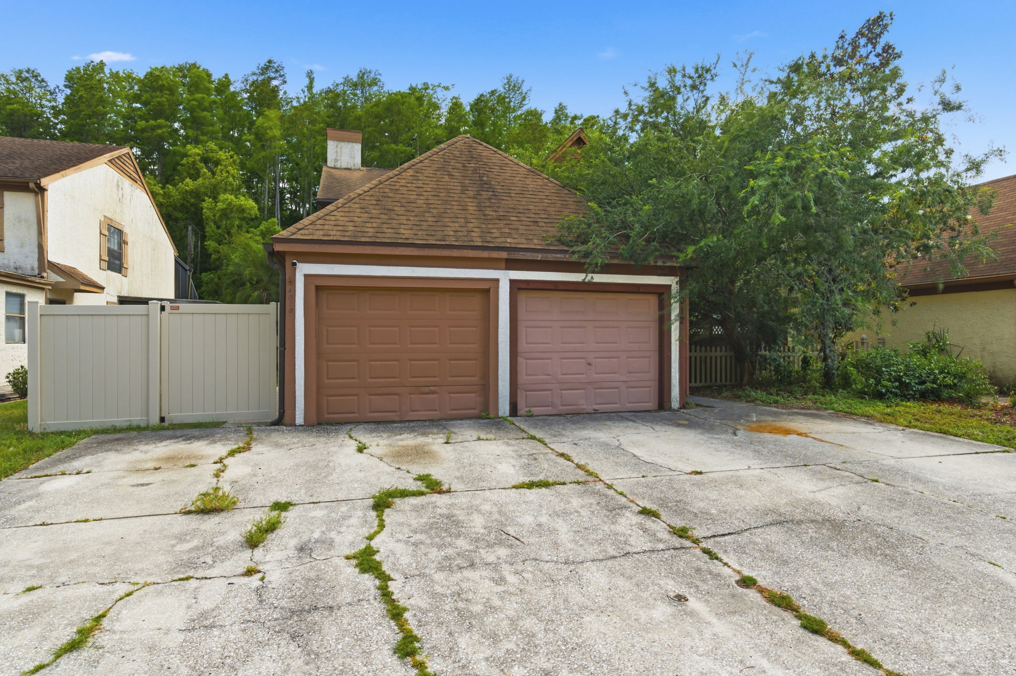 Front Exteriors (7)