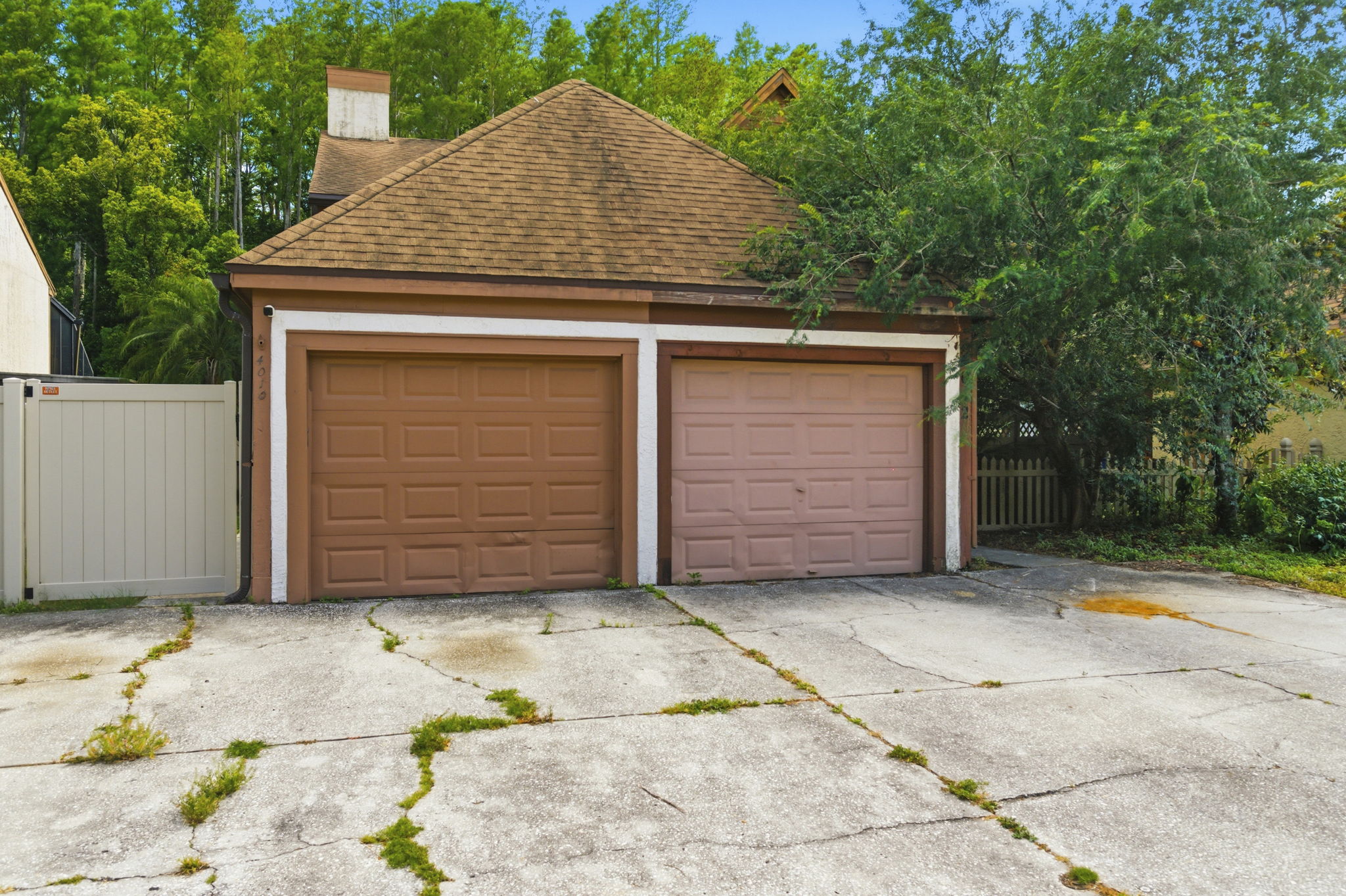 Front Exteriors (8)
