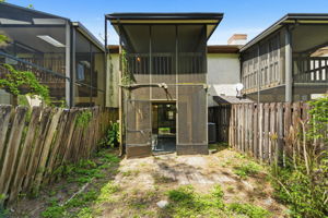 Rear Exteriors (5)