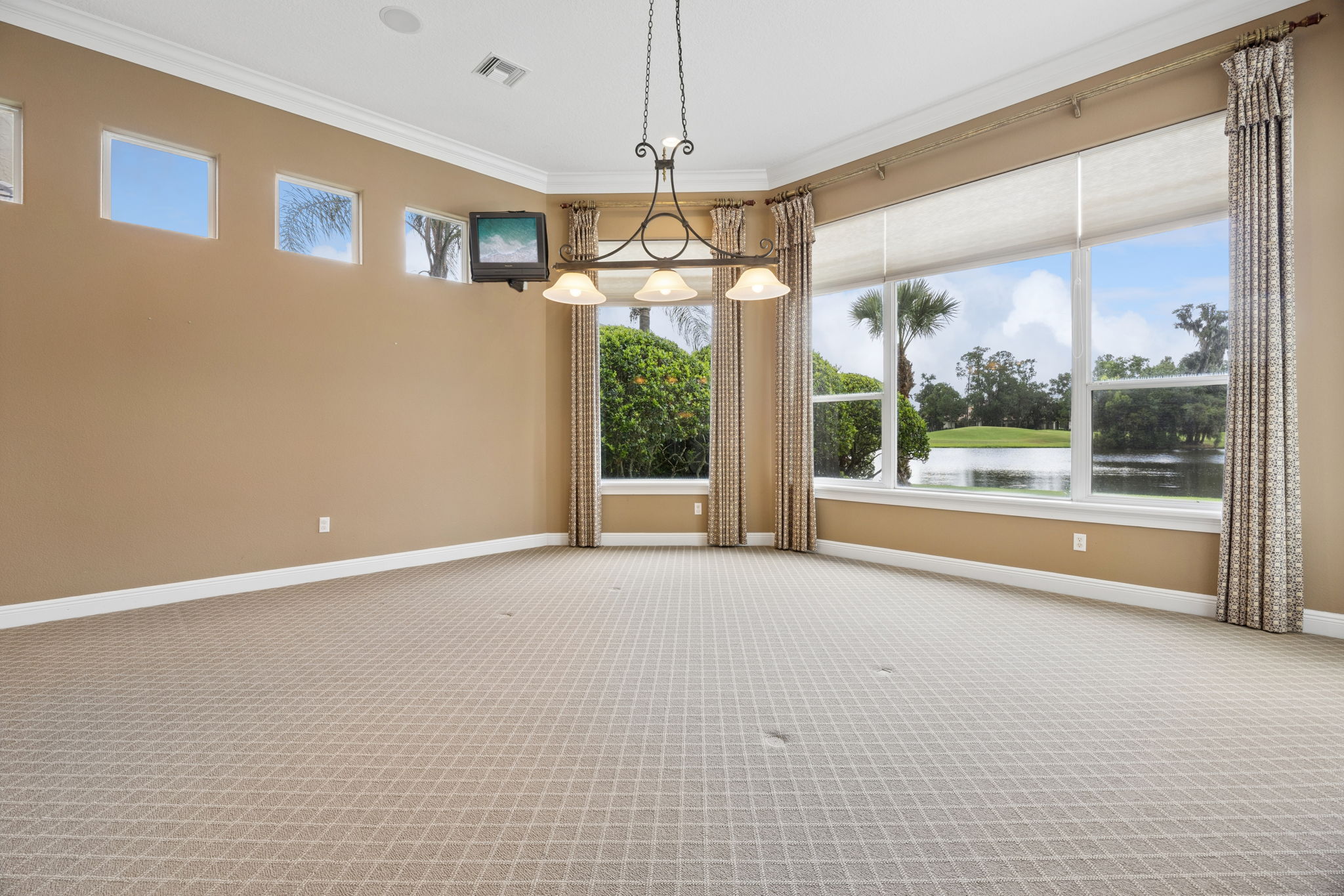 Bonus room