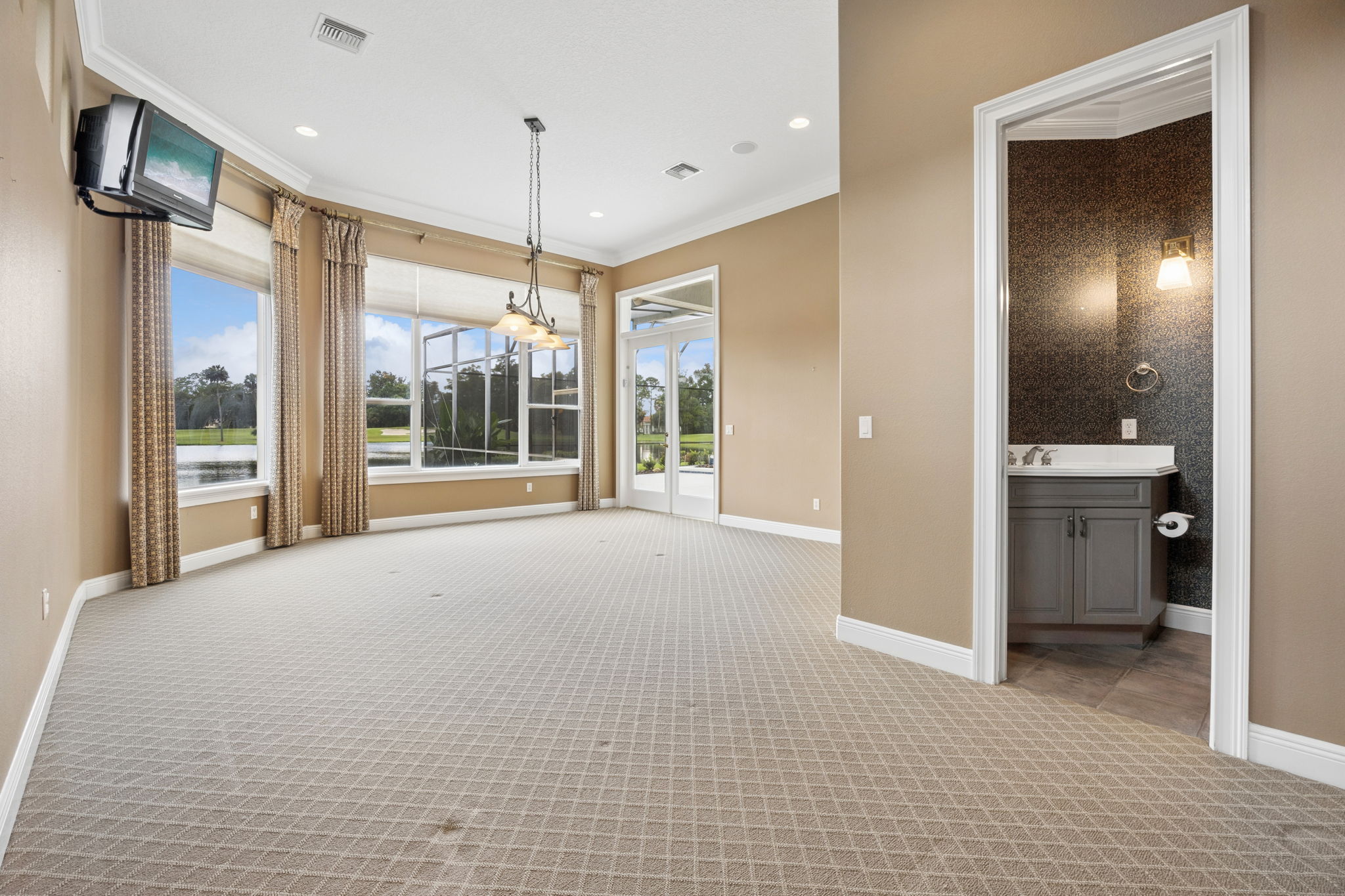 Bonus room with half bath