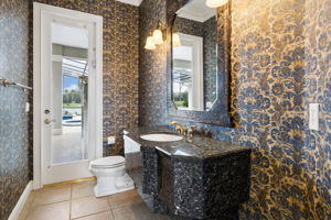 Half bath - pool access